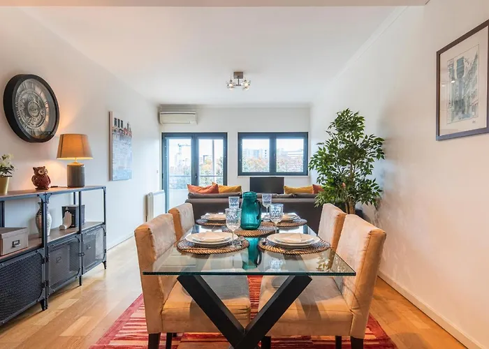 Fancy W/metro At Doorstep By Lovelystay Lisboa