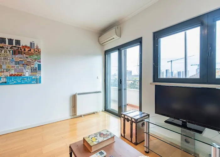 Fancy W/metro At Doorstep By Lovelystay Apartmán